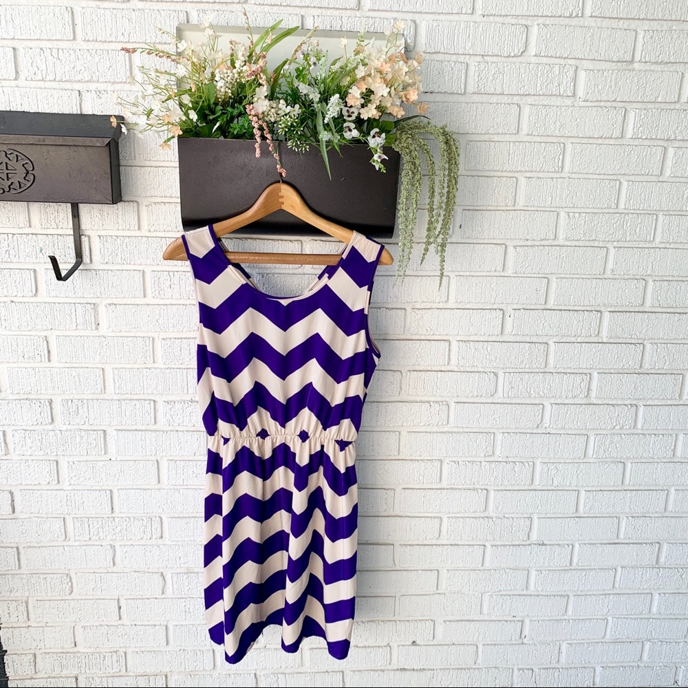 Millibon Shop The Rage Purple Chevron Dress - Picture 1 of 9